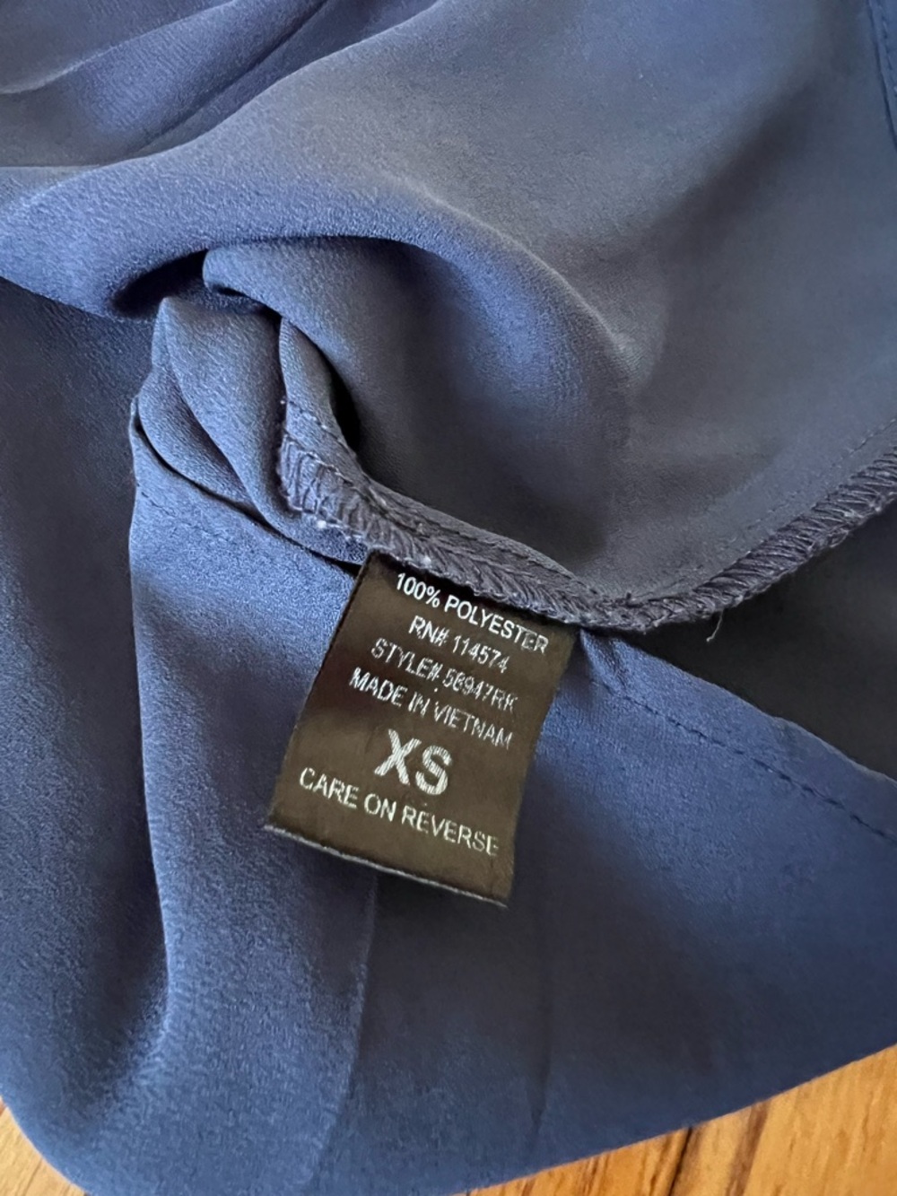 Ro & De Navy Short-Sleeve Pleated Blouse XS - Picture 7 of 9